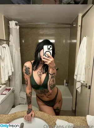 erarose / era / eragirlx / luciferisfemxoxo nude photo #0008