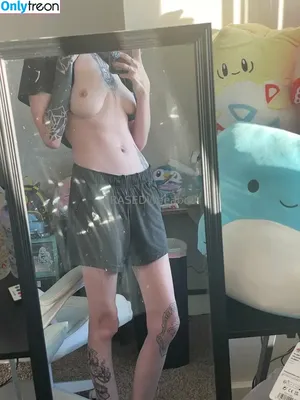  nude photo #0007