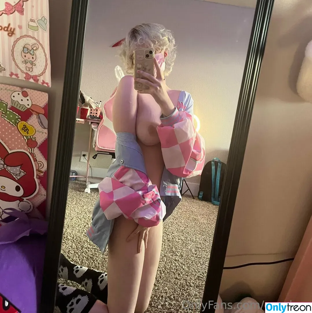 erenbun nude photo #0028 (lailachuuu)