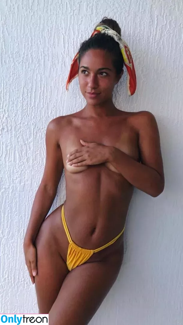 Erika Wheaton nude photo #0044 (erikawheaton)