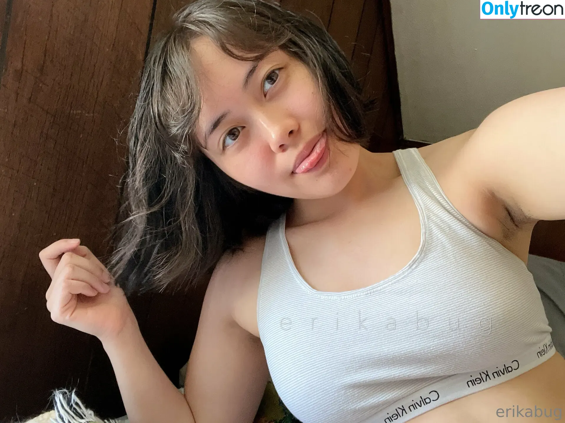 erikabug nude photo #0015 (erikabug_)