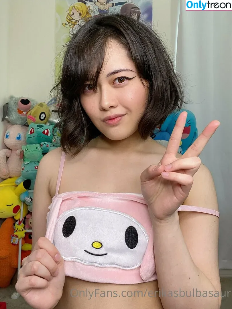 Erikasbulbasaur голая photo #0052 (Erikasbulbasaur)