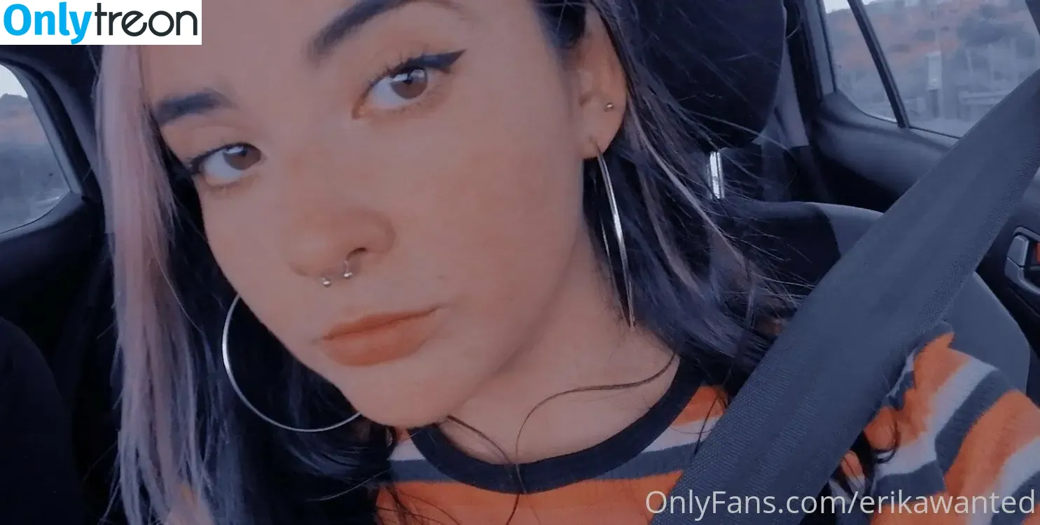 erikawanted nude photo #0020 (erikawheaton)