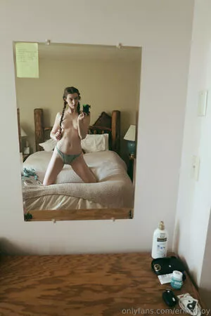 Erin Gilfoy / eringilfoy / onlyfriends nude photo #0276