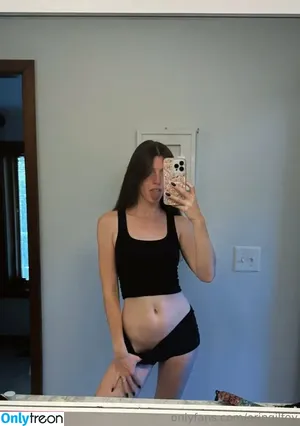 Erin Gilfoy / eringilfoy / onlyfriends nude photo #0534