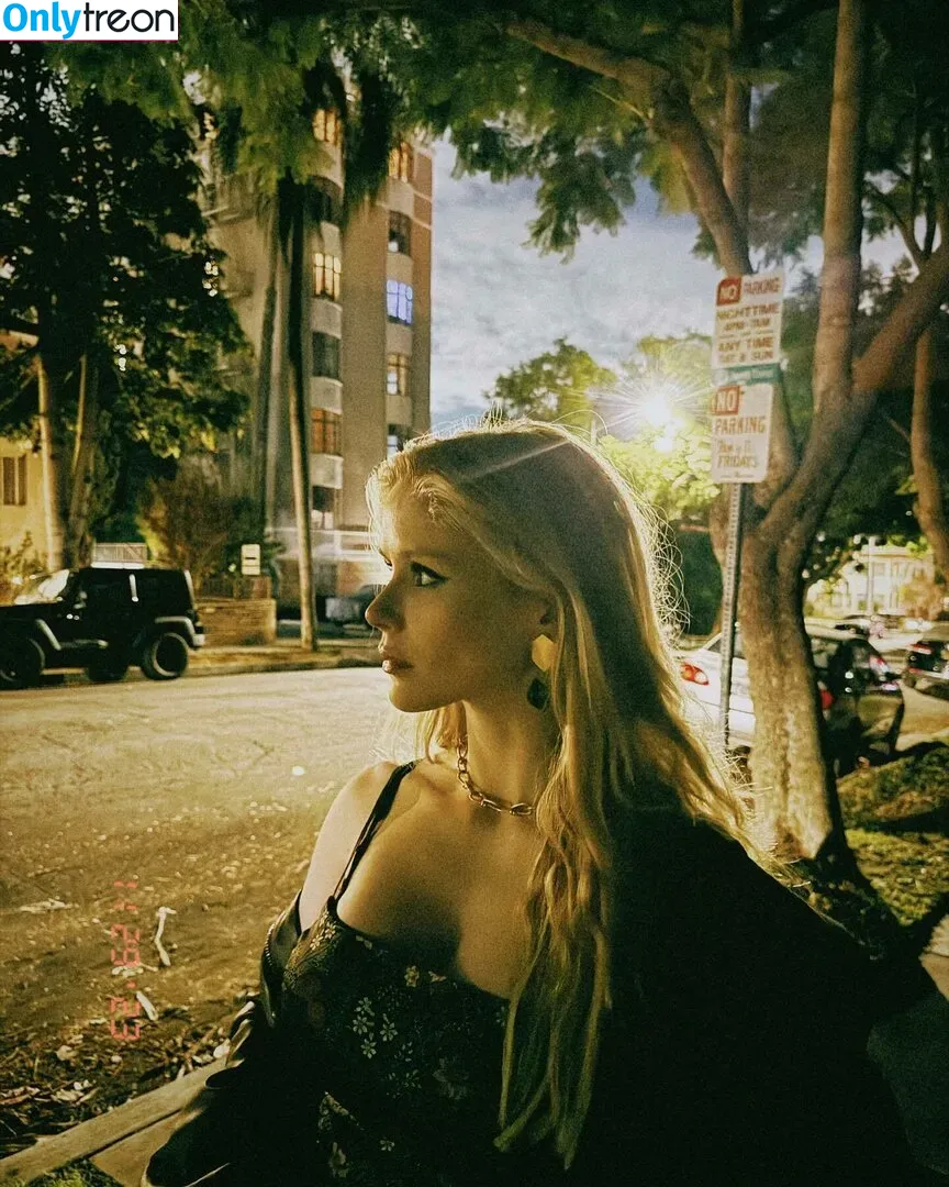 Erin Moriarty голая photo #0162 (erinelairmoriarty)