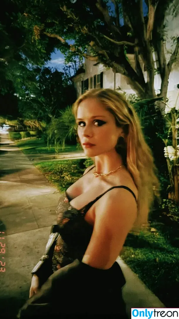 Erin Moriarty nude photo #0164 (erinelairmoriarty)