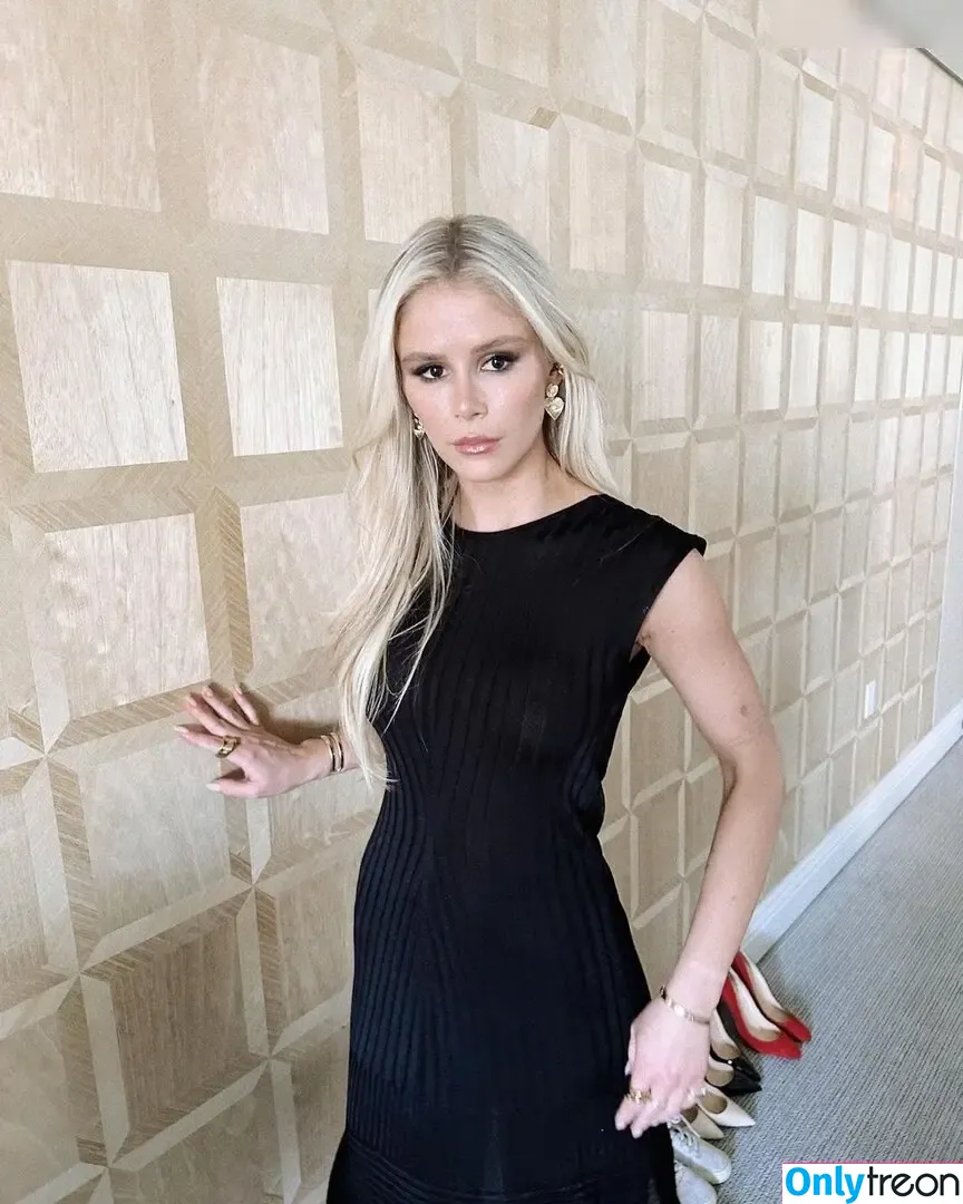Erin Moriarty nude photo #0470 (erinelairmoriarty)