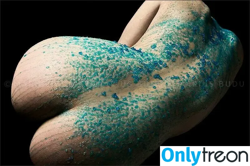 Erin nude photo #0069 (erinelairmoriarty / erinelizabeth)