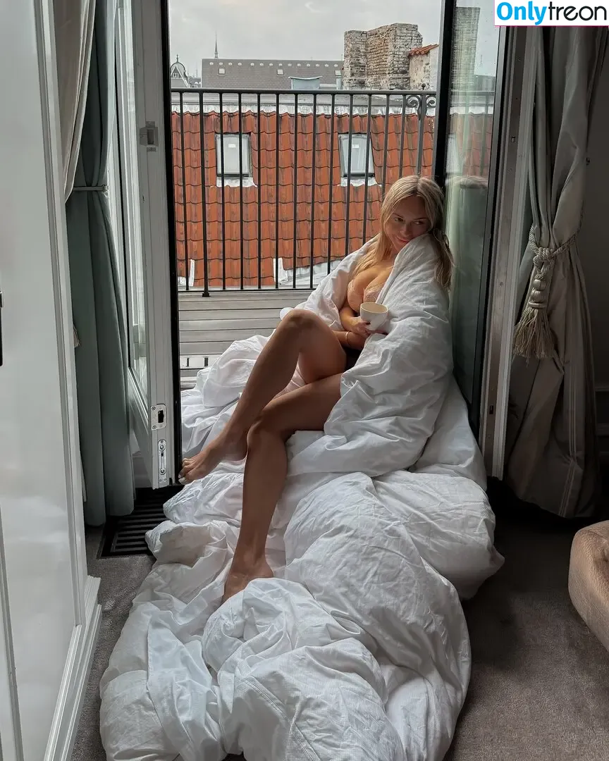 Erna Husko nude photo #0410 (ernahusko / ernahuskoo)