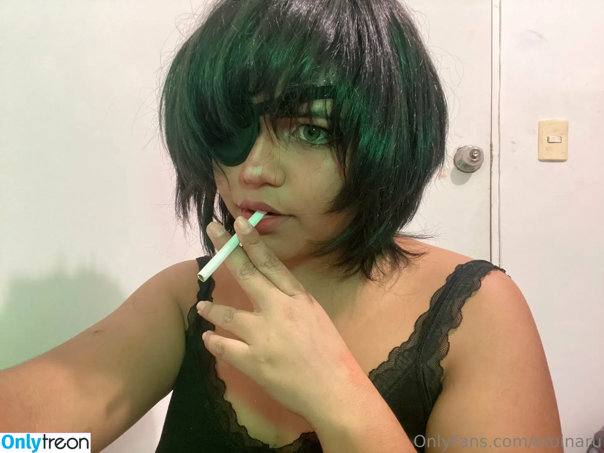 eroinaru голая photo #0002 (eroi.naru)