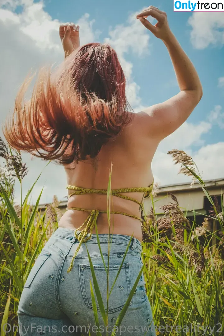 escapesweetrealityy2 nude photo #0033 (escapesweetrealityy)