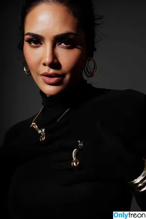 Esha Gupta / egupta фото голая #0083