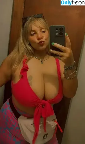 Estefani Favila / estefani_favila_29 nude photo #0024