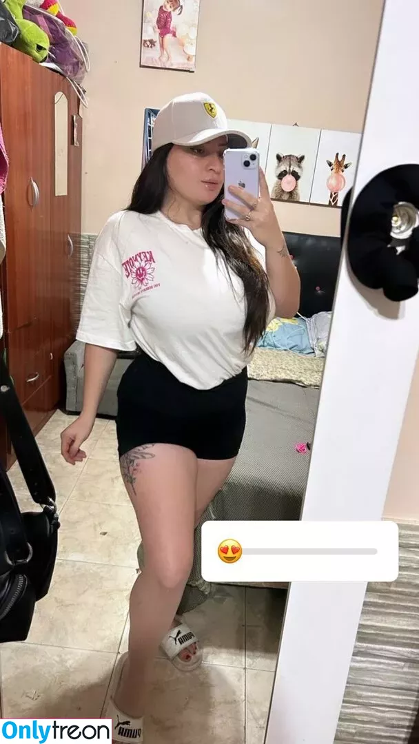 Estefania Rodriguez nude photo #0138 (estefi_r.a / tiffanycat)