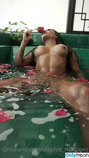Estefany Martínez / estefanymartinez_oficial / stephie_martinez nude photo #0103