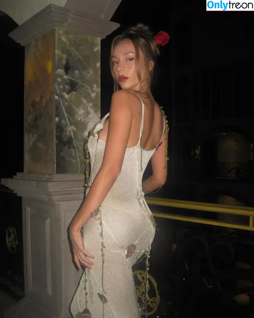 Ester Exposito голая photo #0069 (ester_exposito)