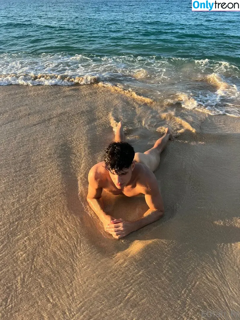 ethan_pr nude photo #0026 (ethan_pr)