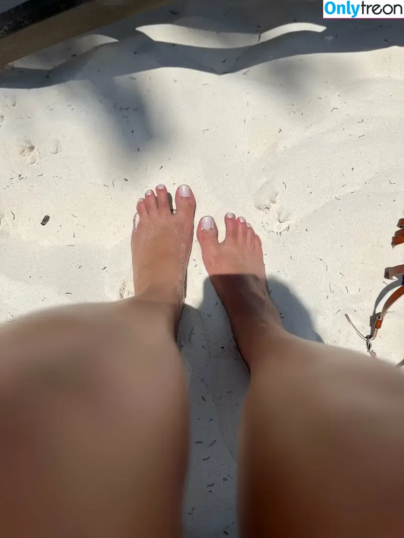 etherealdemie_feet nude photo #0070 (ohitsteddy)