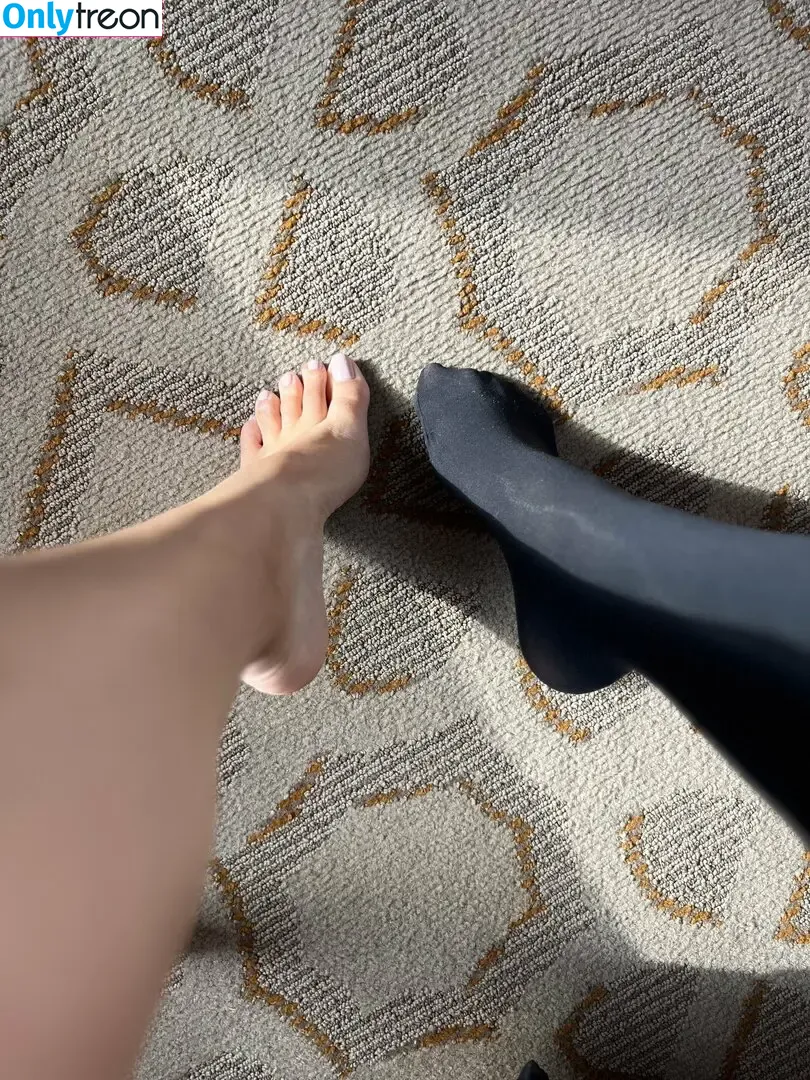 etherealdemie_feet nude photo #0075 (ohitsteddy)