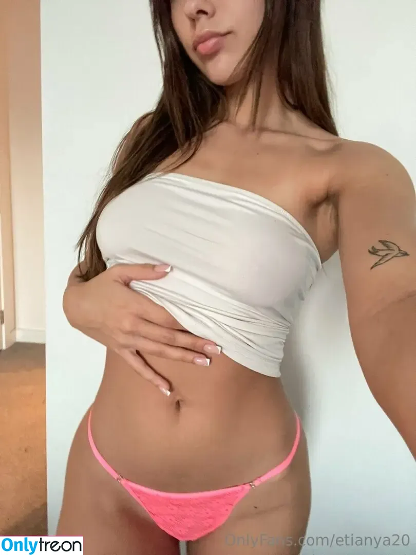 Eti Anya nude photo #0007 (etianya20 / etianya_)