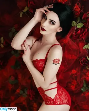 Eugenelle фото голая #0012