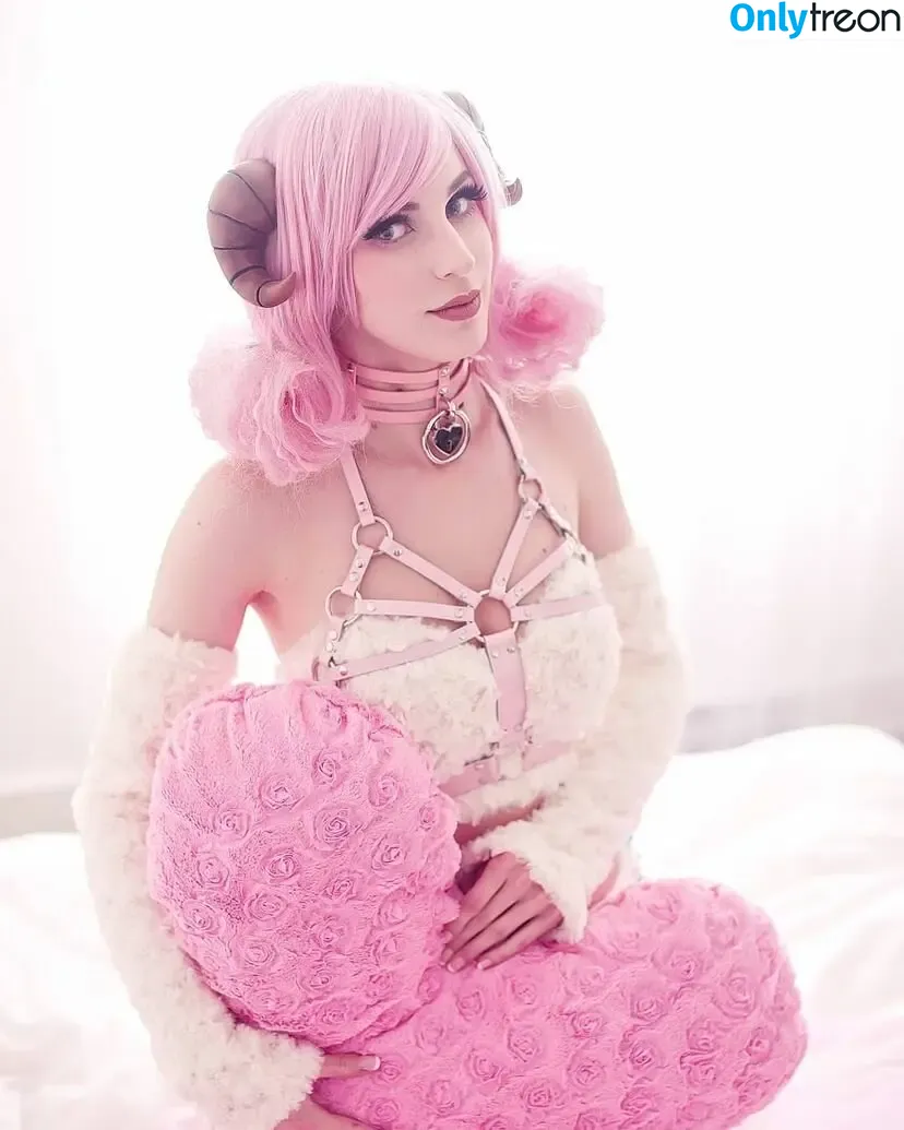 Eugenelle голая photo #0037 (Eugenelle)