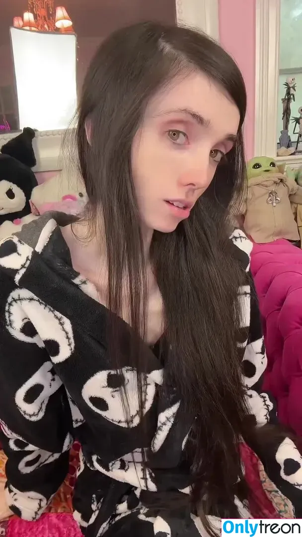 Eugenia Cooney голая photo #0045 (eugenia_cooney / eugeniacooney)