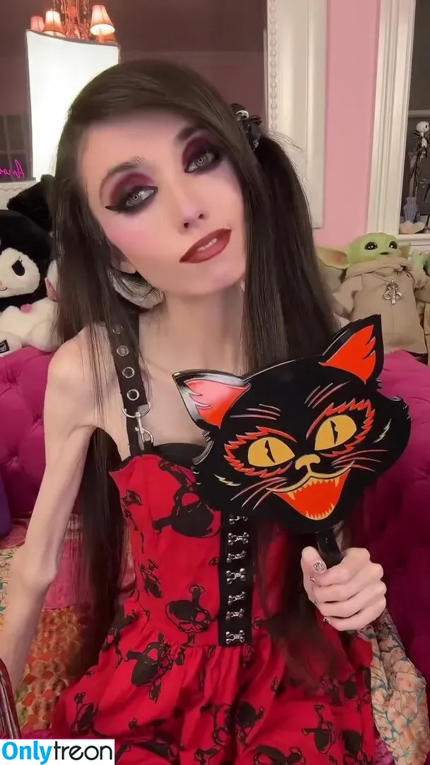 Eugenia Cooney голая photo #0057 (eugenia_cooney / eugeniacooney)