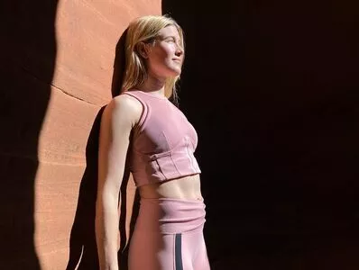 Eugenie Bouchard / Genie / geniebouchard nude photo #0239