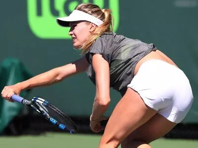 Eugenie Bouchard / Genie / geniebouchard nude photo #0267