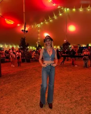 Eugenie Bouchard / Genie / geniebouchard nude photo #0422
