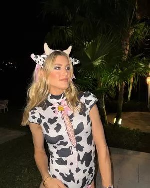 Eugenie Bouchard / Genie / geniebouchard nude photo #0513