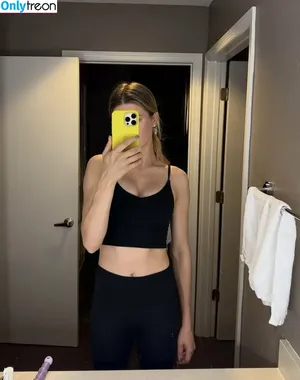 Eugenie Genie Bouchard / Eugenie 