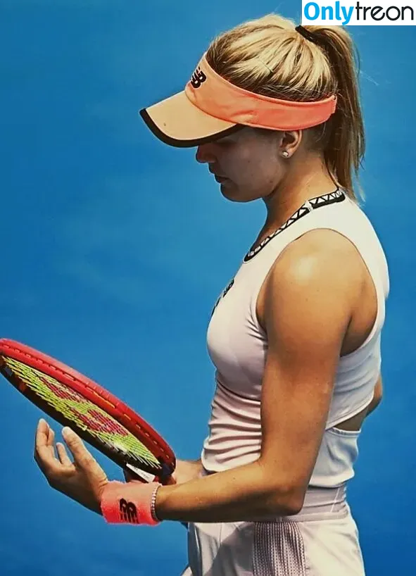 Eugenie Genie Bouchard голая photo #0234 (geniebouchard)