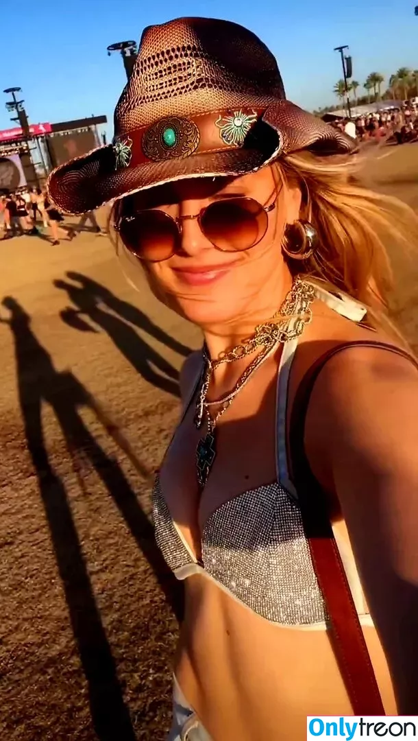Eugenie Genie Bouchard nude photo #0414 (Eugenie 