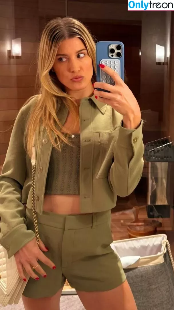 Eugenie Genie Bouchard nude photo #0438 (Eugenie 