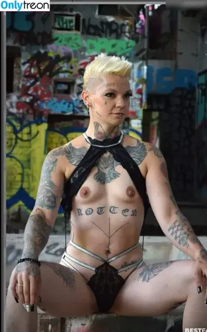  nude photo #0006