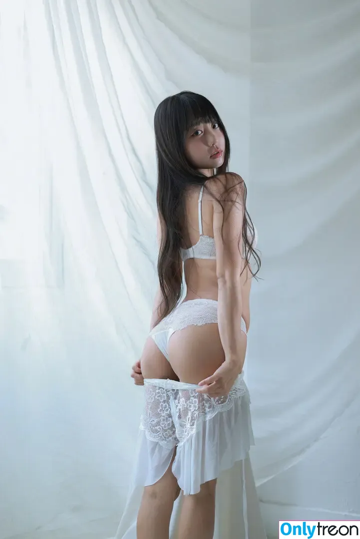 Eunji Pyoapple nude photo #0850 (djhenney / eunji / pyoapple)