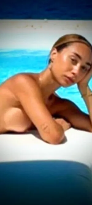 Eva Gutowski / MyLifeAsEva nude photo #0006