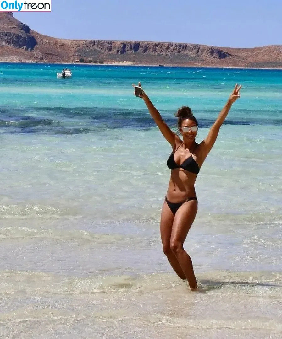 Eva LaRue голая photo #0116 (evalarue)