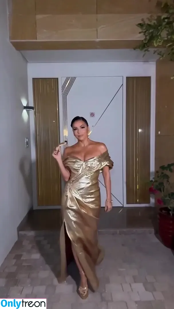 Eva Longoria nude photo #1709 (EvaLongoria)