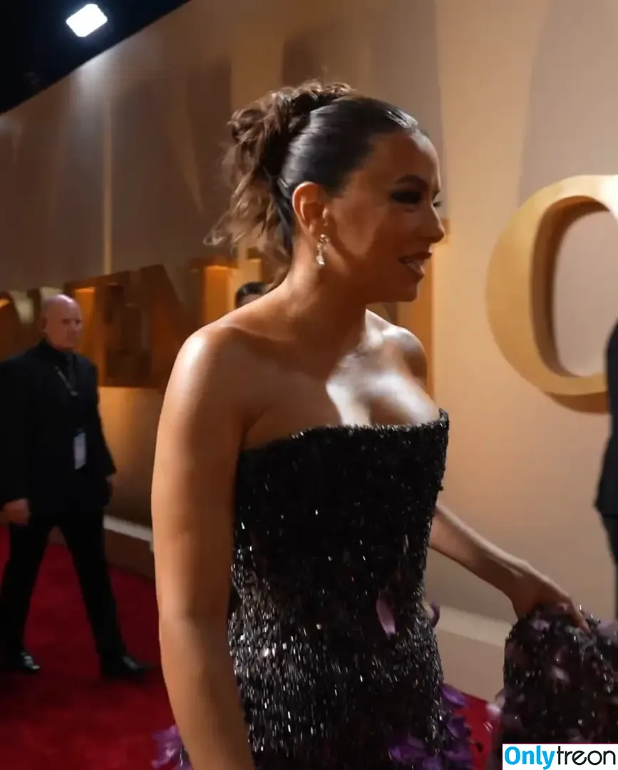 Eva Longoria nude photo #1723 (EvaLongoria)
