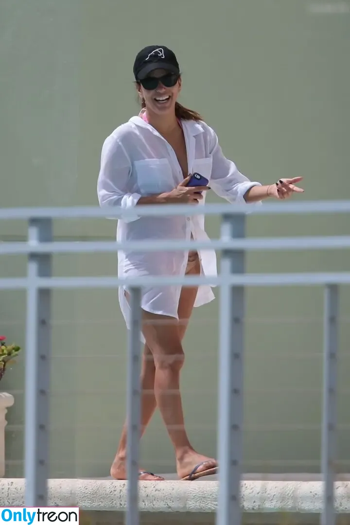 Eva Longoria голая photo #1968 (EvaLongoria)
