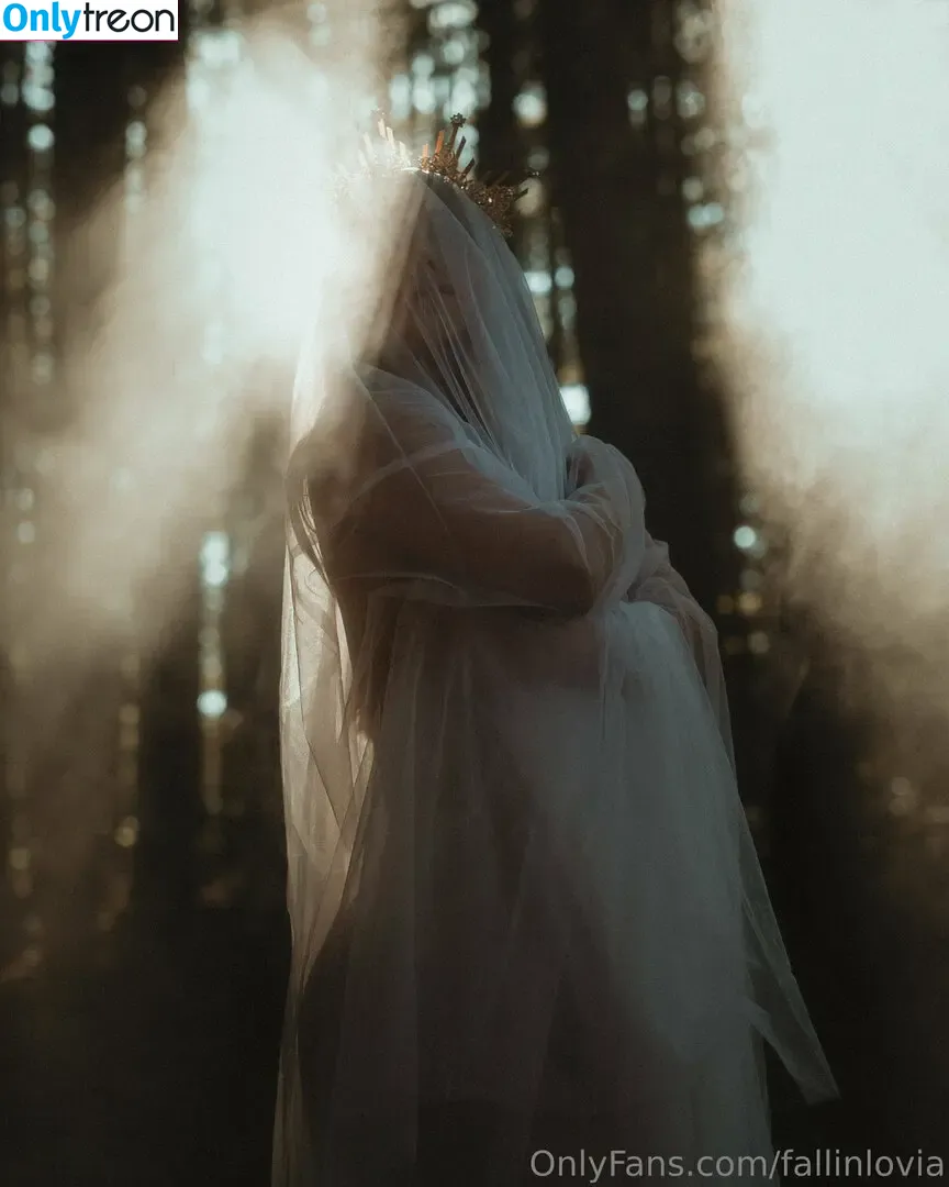 Eva Lovia nude photo #1780 (Fallinlovia / evalovia)
