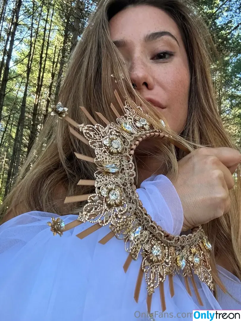 Eva Lovia nude photo #1783 (Fallinlovia / evalovia)