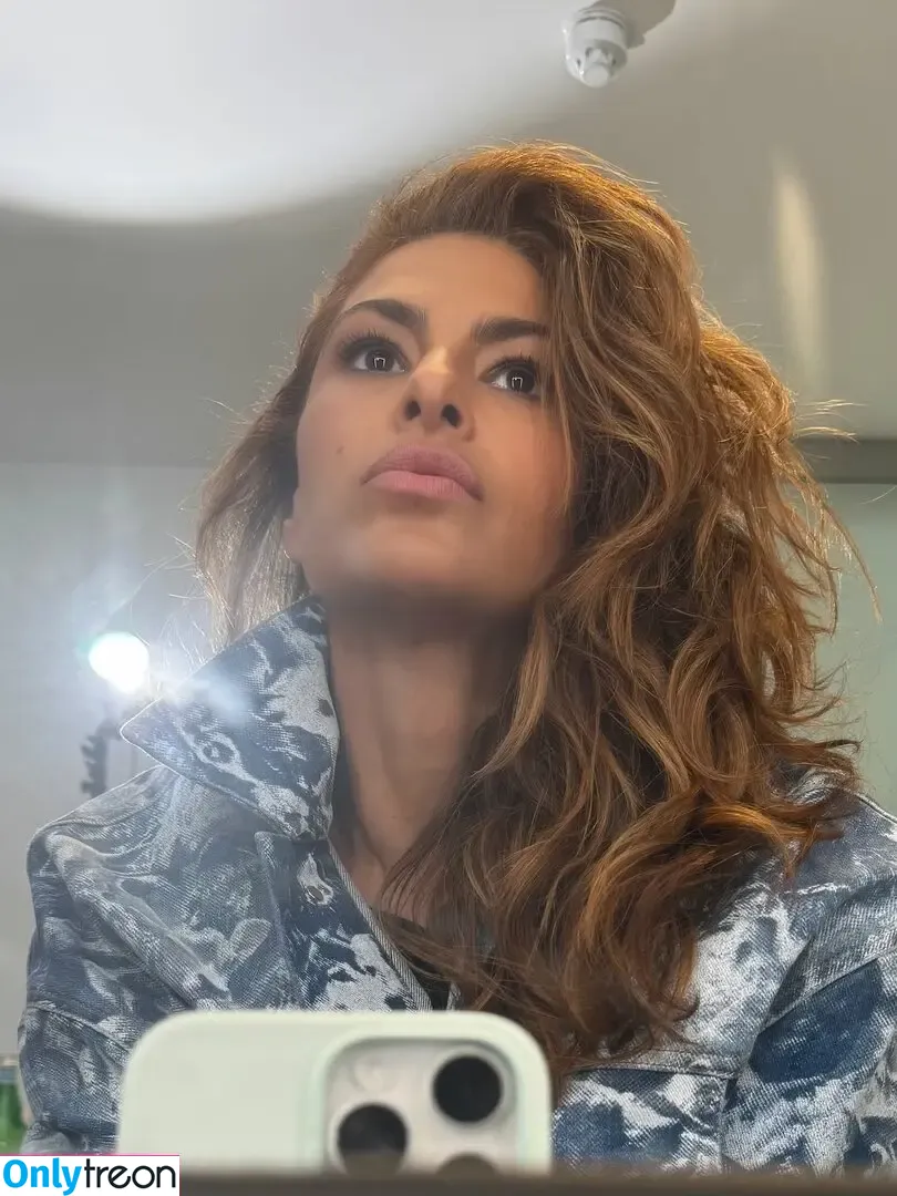 Eva Mendes голая photo #0551 (eva_mendes / evamendes)