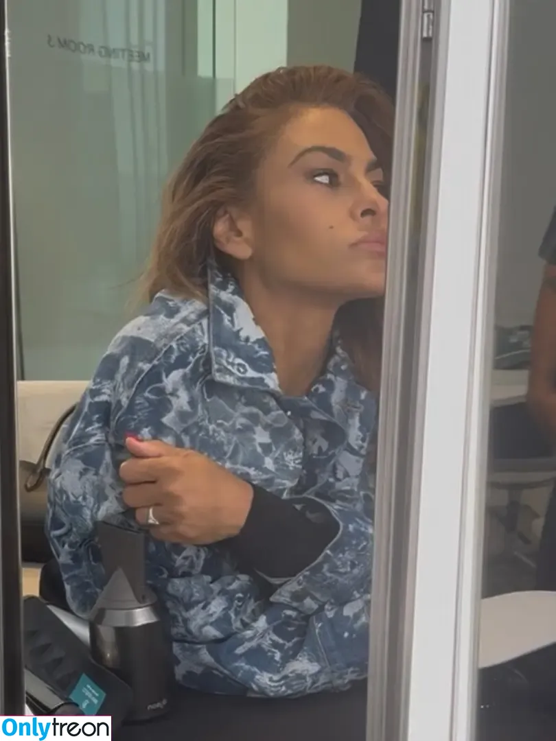 Eva Mendes nude photo #0552 (eva_mendes / evamendes)