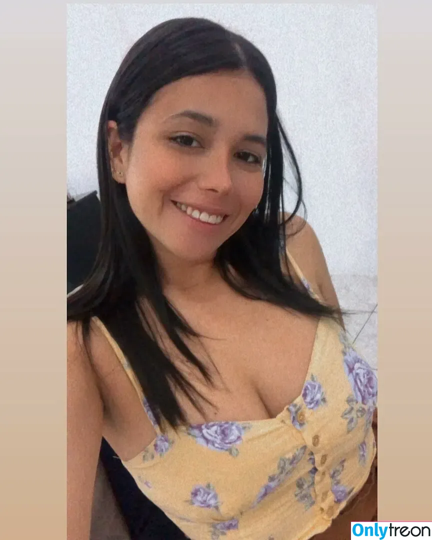 Eva Miranda nude photo #0003 (evaamirandaat / kimmiranda)