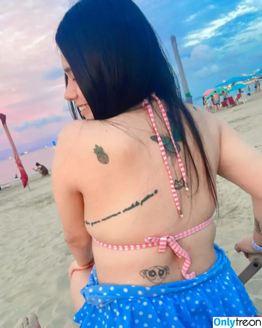Eva Miranda nude photo #0034 (evaamirandaat / kimmiranda)